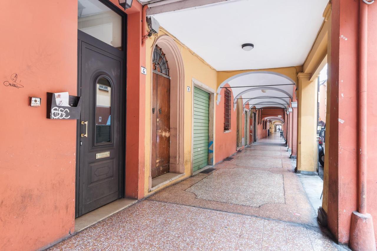 Bologna Central Studio Экстерьер фото